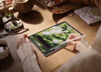 2.8K ekran ve 10.100 mAh pil: Huawei MatePad 12 X tanıtıldı!