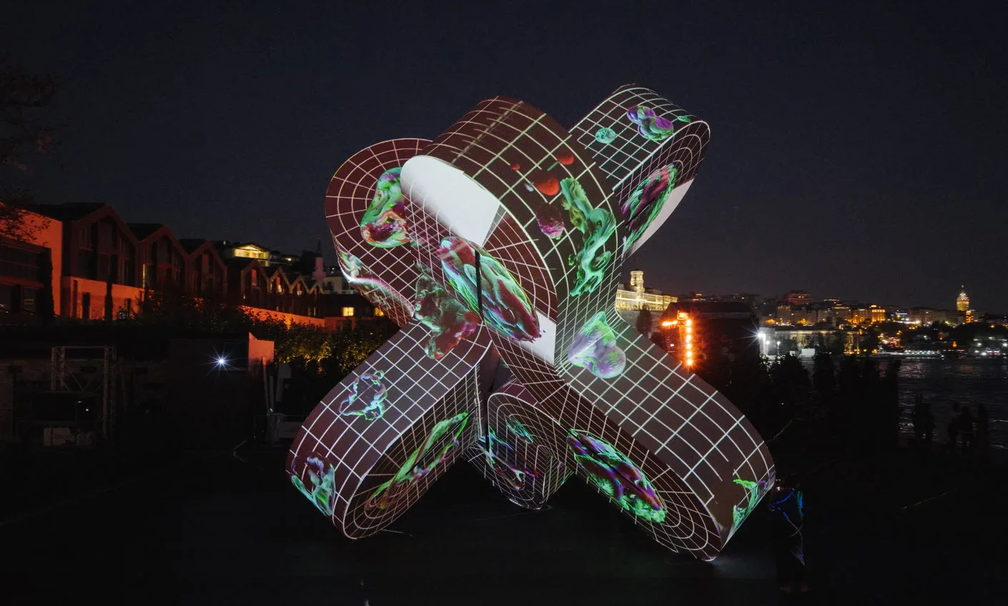 Neuroflux Contemporary Istanbul’da büyüledi
