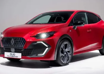 İçi BMW, dışı Ferrari! Yerli üretim Renault Clio 6 duyuruldu