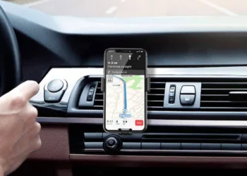 Araç içi telefon tutucu önerileri