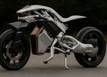 Geleceğin motosikleti sahnede: Yamaha Motoroid 2 ortaya çıktı