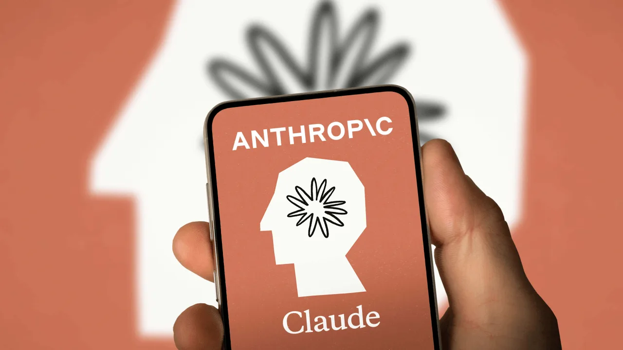 Claude-.webp