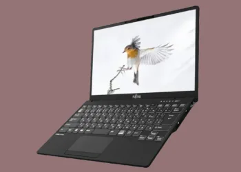 Japon devi Fujitsu geri döndü! İşte dünyanın en hafif dizüstü bilgisayarı