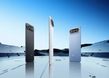 Dünyanın en ince kavisli telefonu Türkiye’ye geliyor!