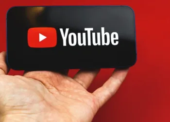 YouTube oynatma arayüzünü baştan tasarladı