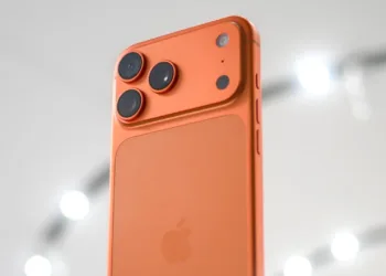 iPhone 17 Pro için can sıkan gelişme: Renk değiştiriyor