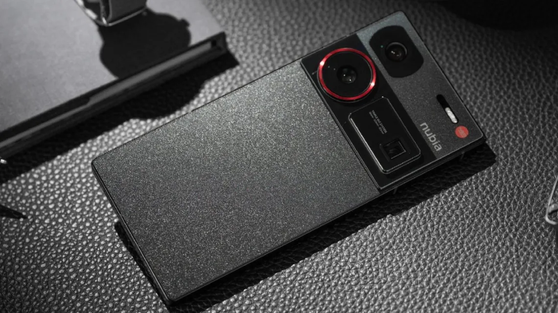 Nubia Z80 Ultra Resmi Rilis, HP Gahar Baterai Jumbo 1 Nubia Z80 Ultra Resmi Rilis, HP Gahar Baterai Jumbo