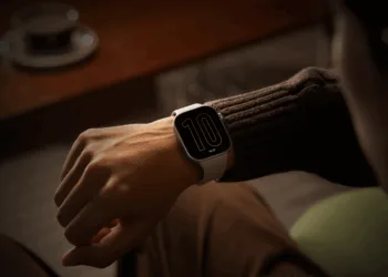 24 gün batarya ömrü sunan Redmi Watch 6 tanıtıldı