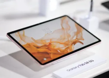 Samsung üç modeli için daha One UI 8’i yayınladı!