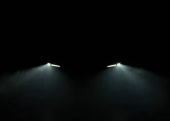 Tesla’dan sürpriz paylaşım: Yeni model sahneye çıkıyor!