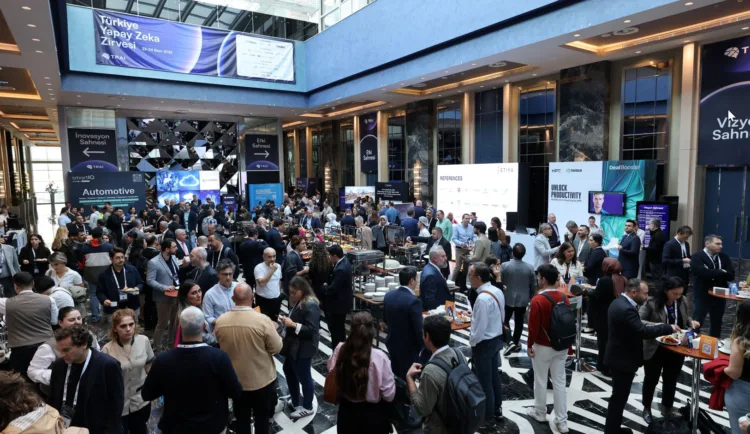 Yapay Zeka Zirvesi İstanbul’da vizyonu somut hedeflere indirdi