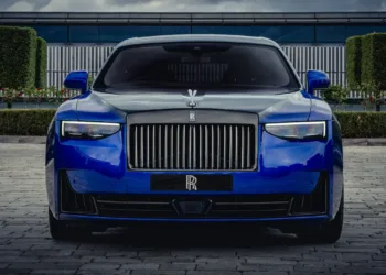 Rolls-Royce, Atari ruhunu otomobile taşıdı: Black Badge Ghost Gamer tanıtıldı