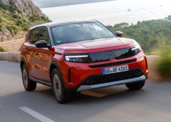 408 km menzilli yeni Frontera Elektrik Türkiye’de!