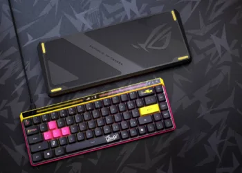 Profesyonellerin kompakt klavyesi: ROG Falchion Ace HFX ZywOo Edition tanıtıldı!