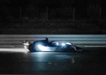 Formula E yeni canavarını tanıttı: F1’den hızlı 1,8 saniyelik elektrikli