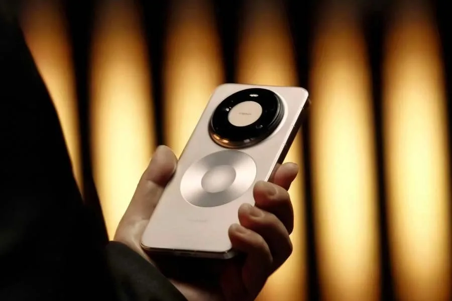 Huawei Mate 80 Pro Max tasarımı ortaya &ccedil;ıktı