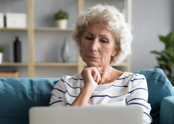 Dolandırıcılık yaşlıları hedef alınca aileler için tehlike büyüyor