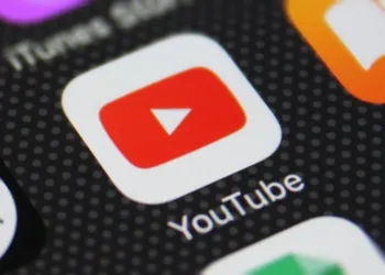 YouTube yeni kişisel akış özelliğini test ediyor