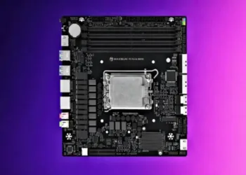 Cebe sığan anakart çıktı! Üstelik hiçbir eksiği yok