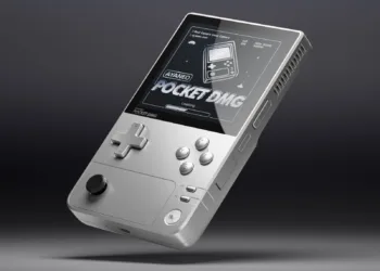 Gören Game Boy sanıyor! Ayaneo Pocket DMG Silver Edition tanıtıldı