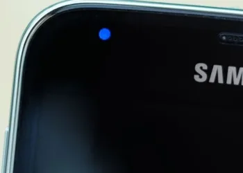 Bildirim LED’i yok diye telefon daha mı az enerji harcıyor?