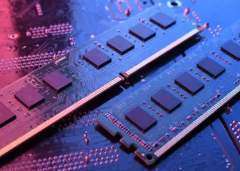 Tek modül mü, çift kanal mı? DDR5 bellekte gerçek performans kaybı ne kadar?