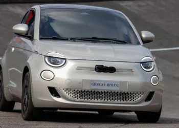 Fiat 500e Giorgio Armani Collector’s Edition Türkiye’de satışa çıktı!