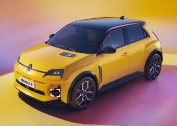 Renault 5 E-Tech Elektrikli Aralık 2025 fiyat listesi