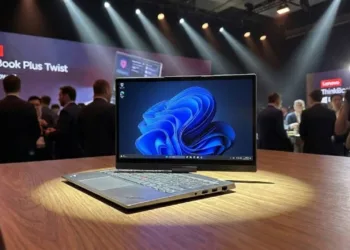 Lenovo’dan radikal hamle! Ekranı kendi kendine dönen ThinkPad geliyor