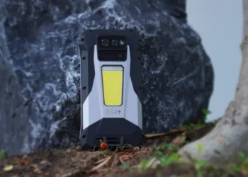 17600 mAh bataryalı telefon tanıtıldı!