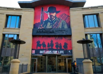 Rockstar ofisinde patlama ihbarı!