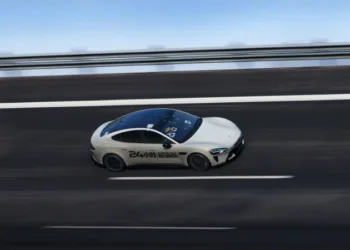 Yeni Xiaomi SU7, 24 saatte 4.264 kilometre ile rekor kırdı!