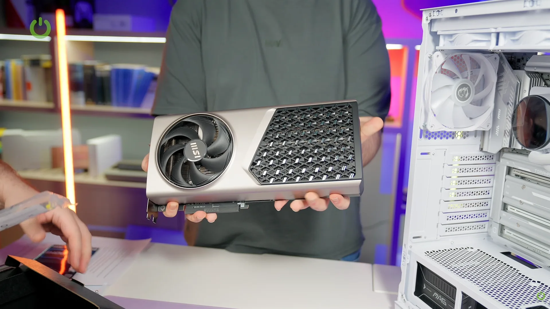 MSI Expert GeForce RTX 5070 Ti ekran kartı GPU