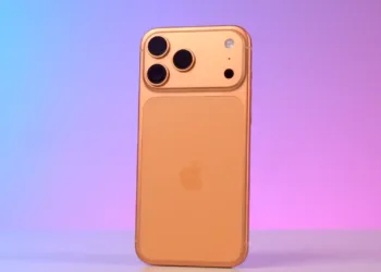 iPhone 18 Pro için kritik gelişme: Ön panelinde önemli bir değişiklik olacak!