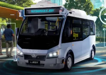 Karsan, sahada çalışan otonom araçlarını sergiledi