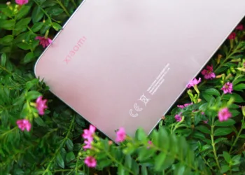 Xiaomi’den iptal edilen iPhone Air rakibi telefonu ortaya çıktı!