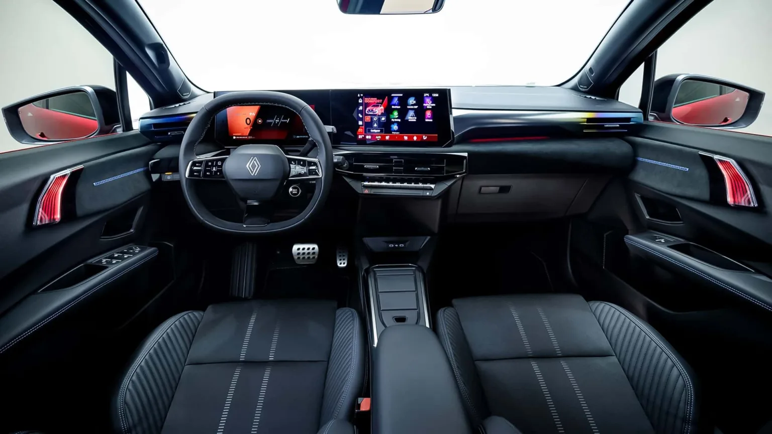 Yeni kasa Renault Clio 2026 i&ccedil; mekan