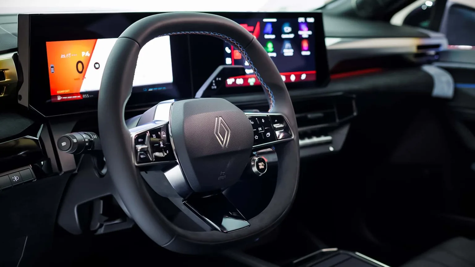 Yeni kasa Renault Clio 2026 direksiyon