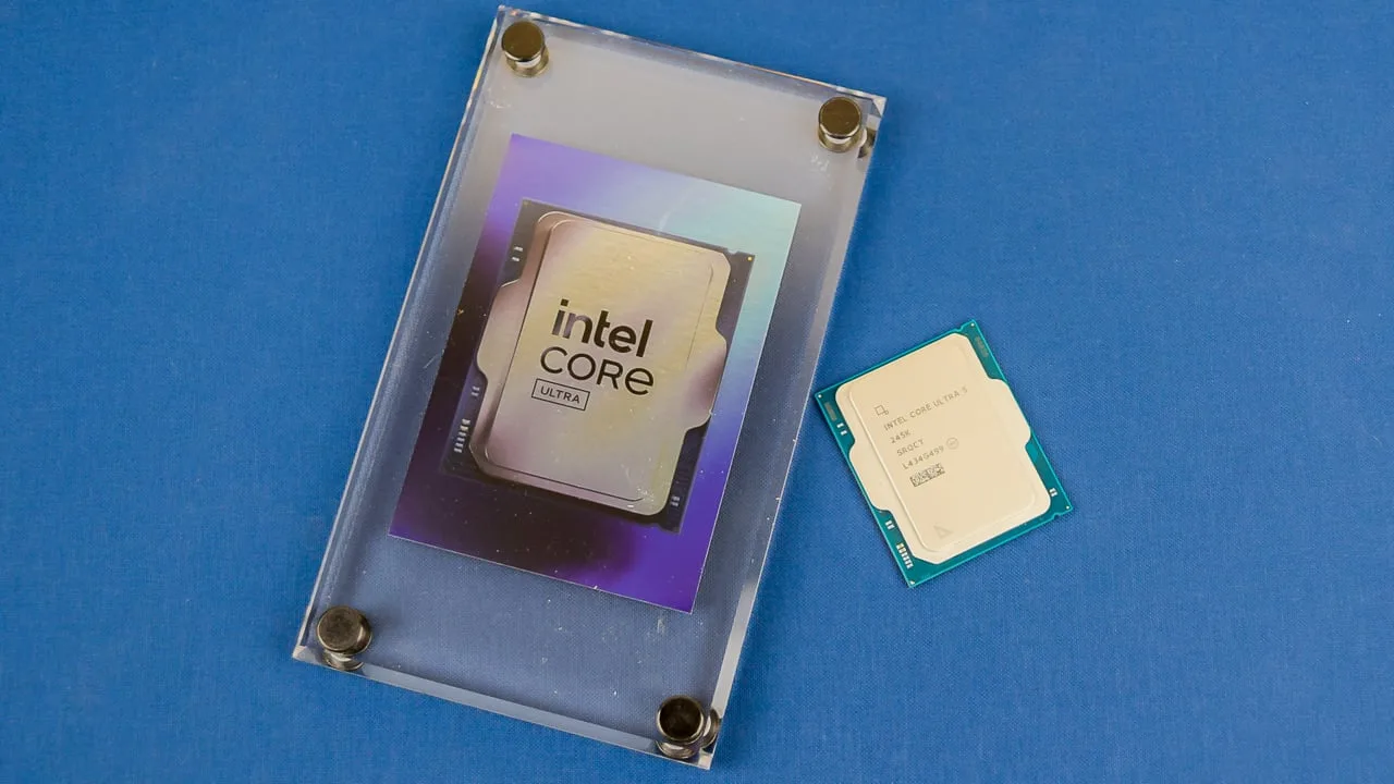 Intel Core Ultra 5 338H test edildi! Arc B370 iGPU performansı B390’a yaklaştı
