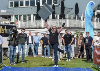 Dikkat! Kafanıza server gelebilir: Daha önce böyle yarışma görmedik