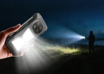 15.000 mAh bataryalı akıllı telefon tanıtıldı!