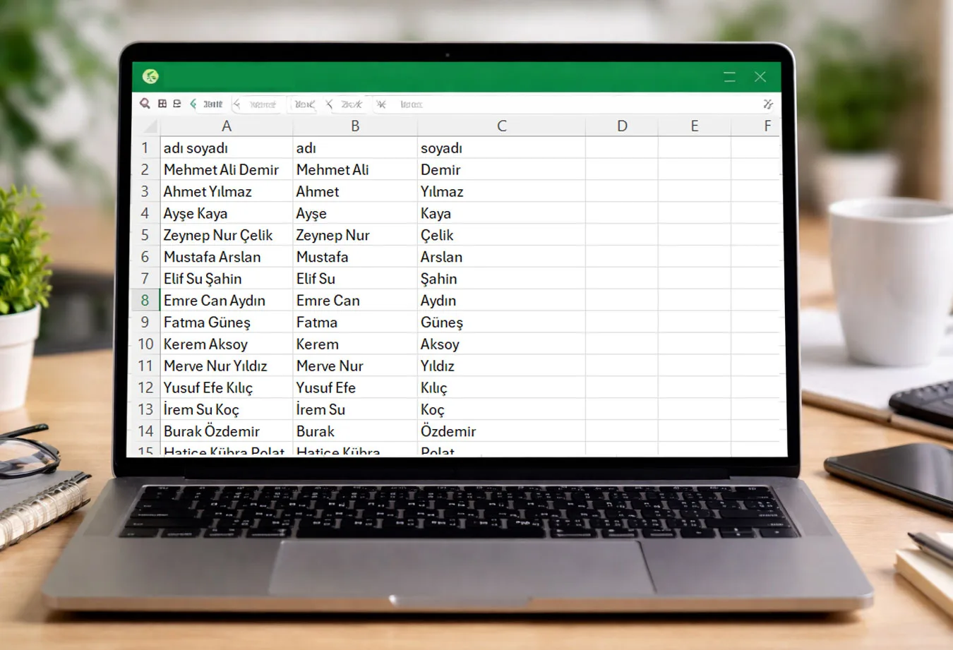 Excel&rsquo;de İsim Soyadı Ayırma: CTRL + E ile Otomatik B&ouml;lme Nasıl Yapılır?