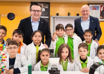 MediaMarkt deprem bölgesinde 11 bini aşkın çocuğa eğitim desteği sağladı