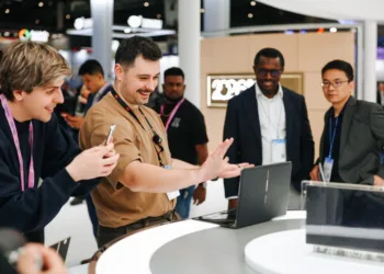 Huawei, yeni nesil akıllı cihazlarını tanıttı