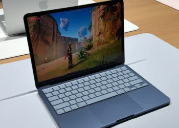 MacBook Neo’ya Apple’ın vermediği 1 TB yükseltme yapıldı