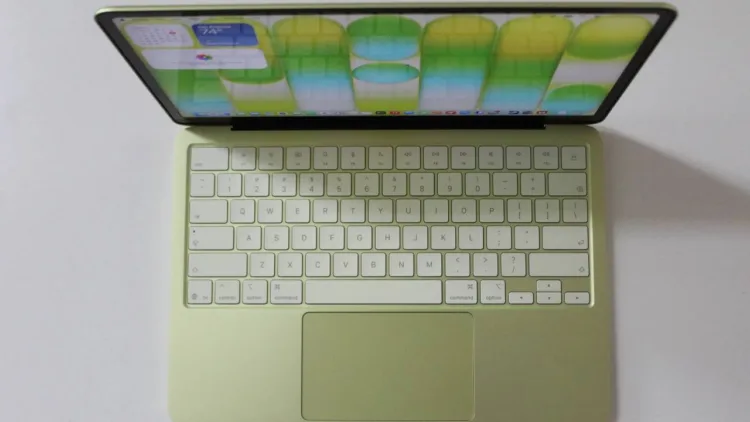 MacBook Neo Yok Satıyor