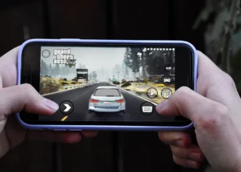 GTA 5, iPhone 17 Pro Max’te çalıştı!