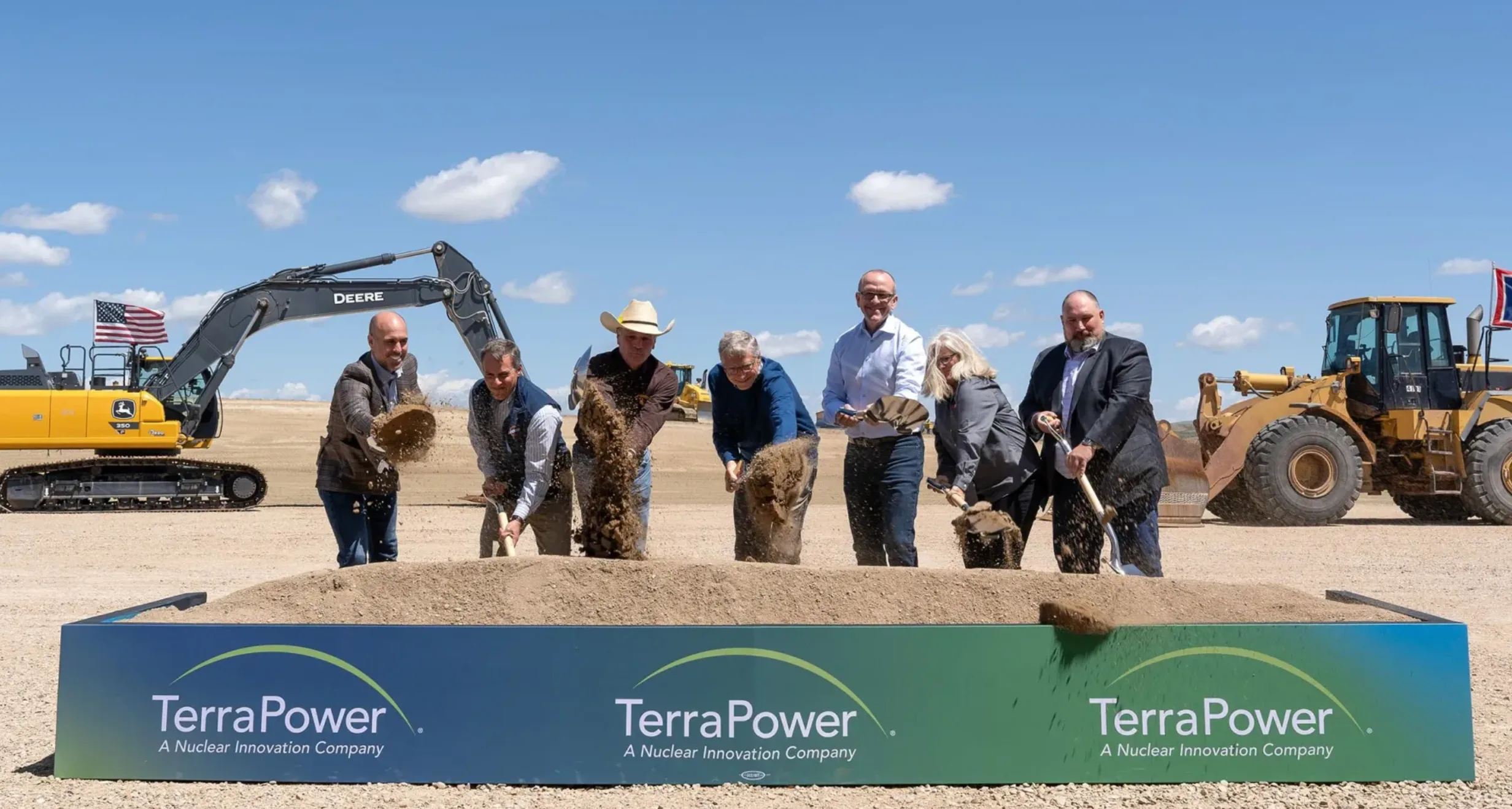 Bill Gates n&uuml;kleer reakt&ouml;r kurmak i&ccedil;in izin aldı!